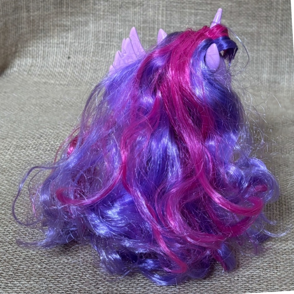 My Little Pony Twilight Sparkle Doll Figure Purple Pegasus Unicorn Plastic Toy - Picture 3 of 10